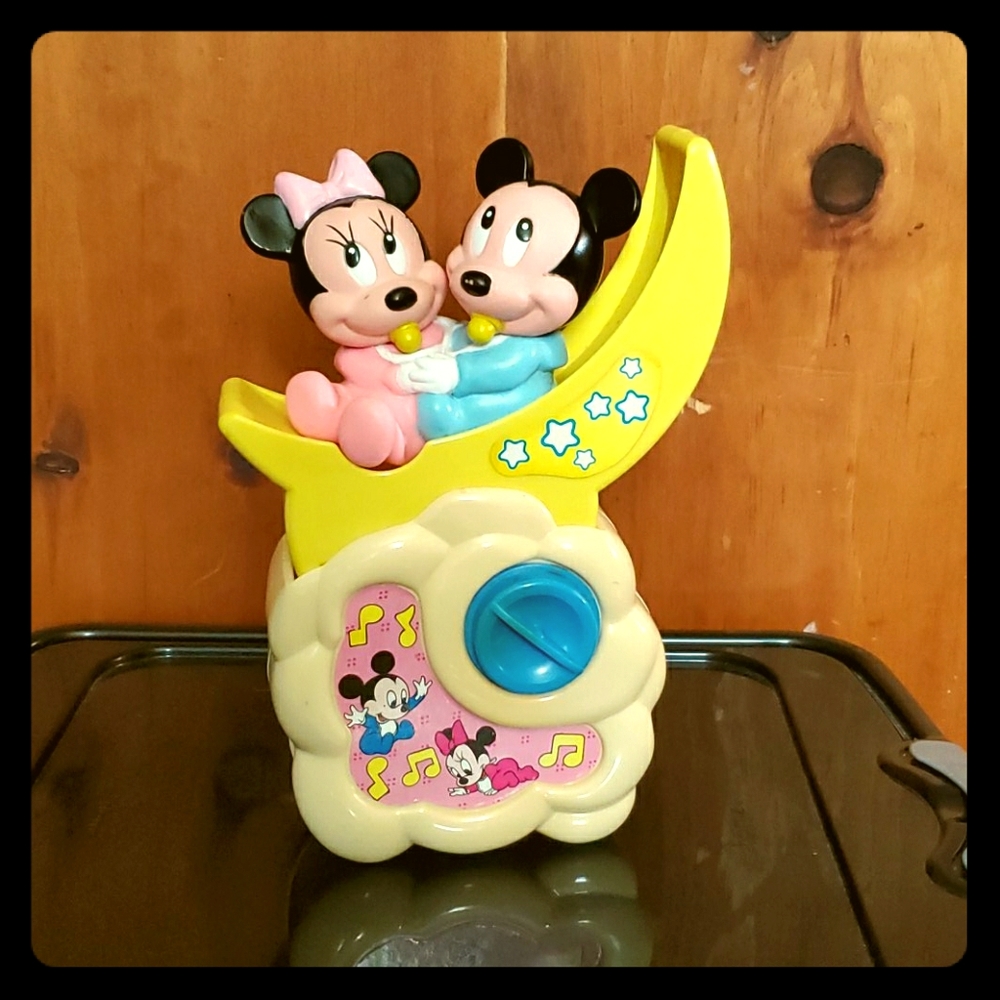 Baby music player